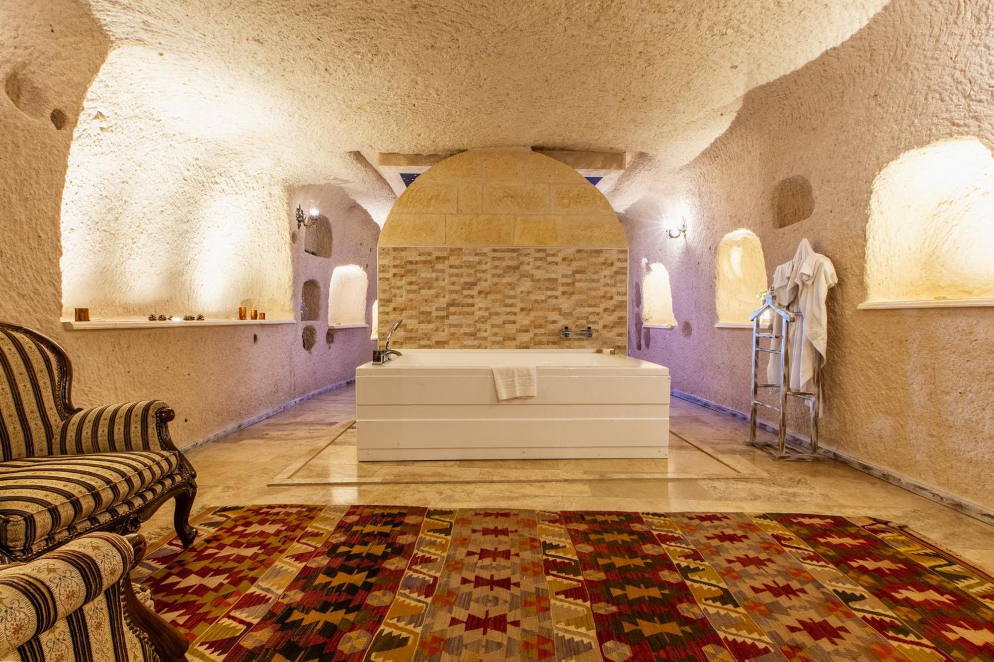 Karlik Cave Suite Cappadocia Üchisar Bagian luar foto
