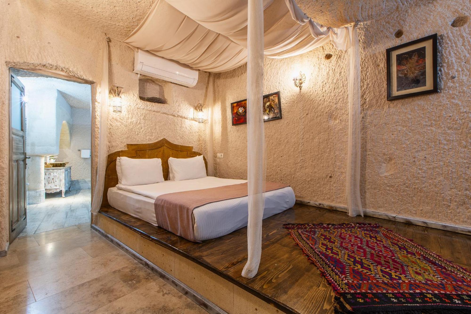 Karlik Cave Suite Cappadocia Üchisar Bagian luar foto
