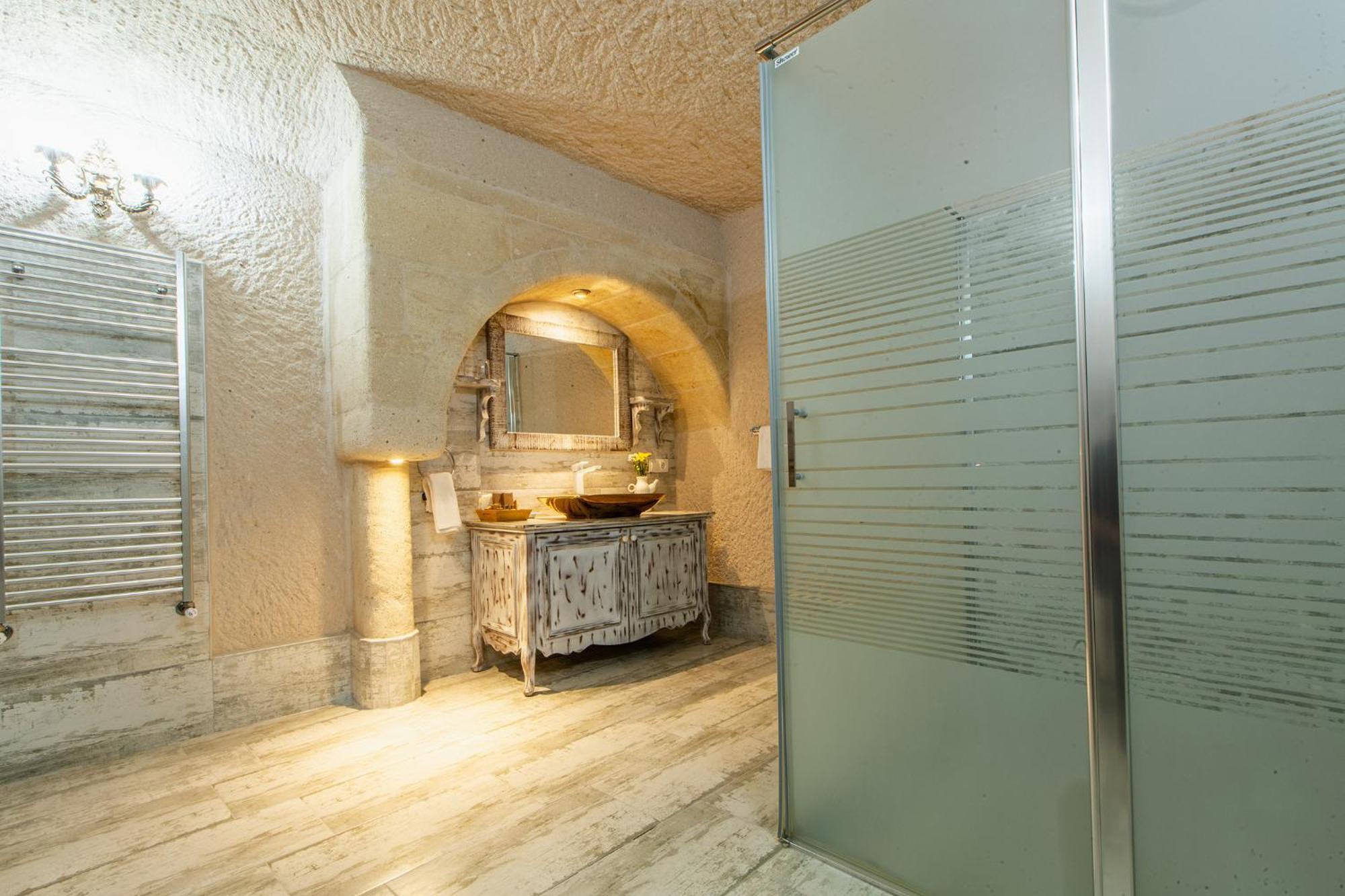 Karlik Cave Suite Cappadocia Üchisar Bagian luar foto