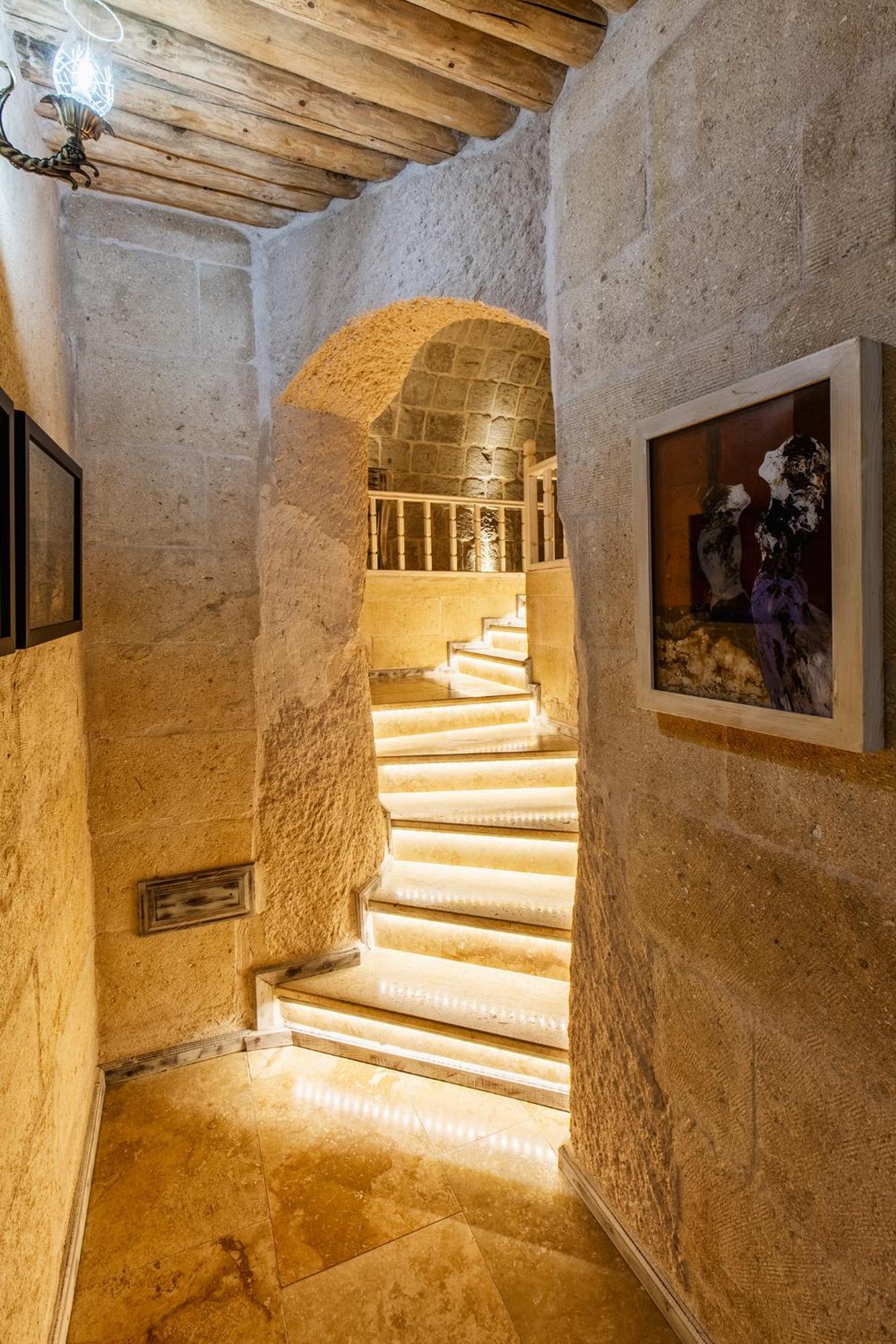 Karlik Cave Suite Cappadocia Üchisar Bagian luar foto