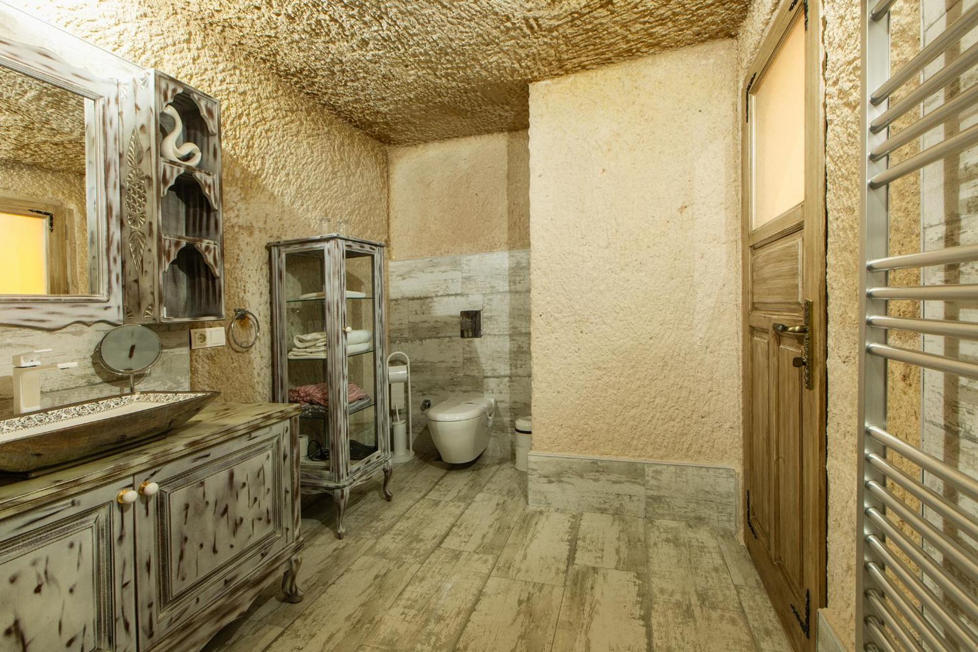 Karlik Cave Suite Cappadocia Üchisar Bagian luar foto