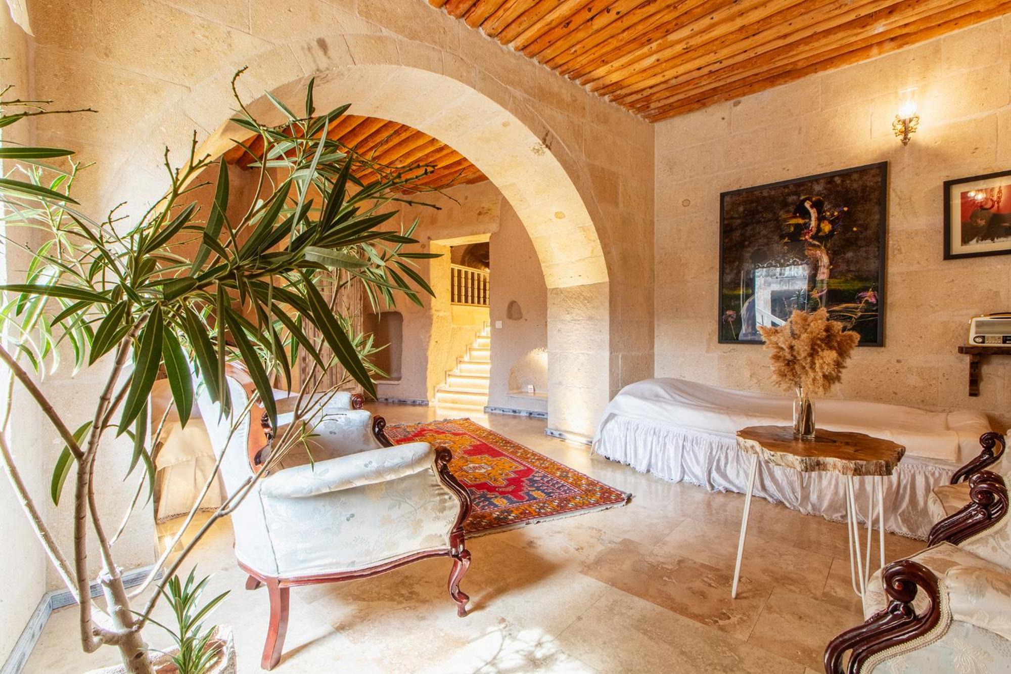 Karlik Cave Suite Cappadocia Üchisar Bagian luar foto