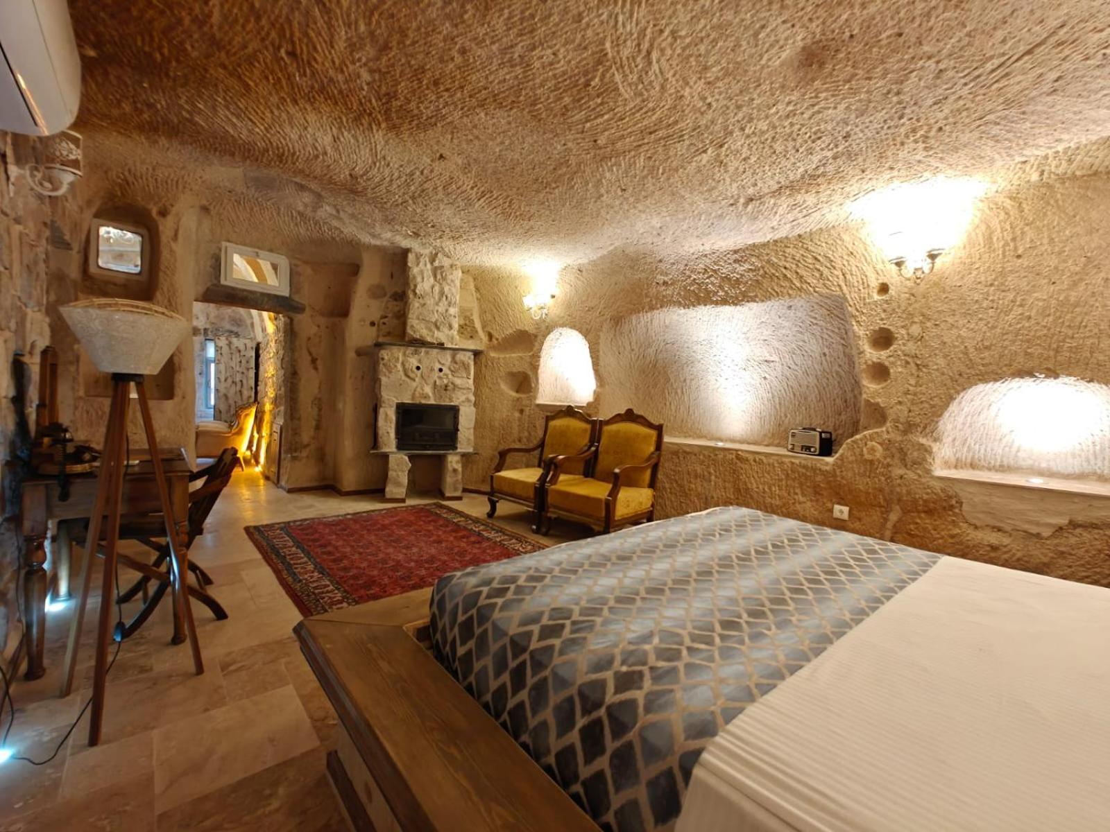 Karlik Cave Suite Cappadocia Üchisar Bagian luar foto